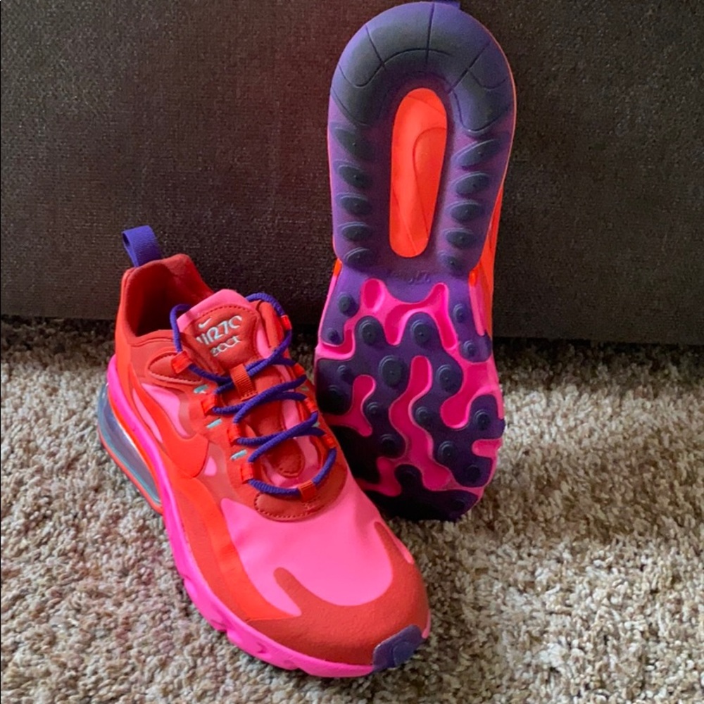 Nike Air 270 React
